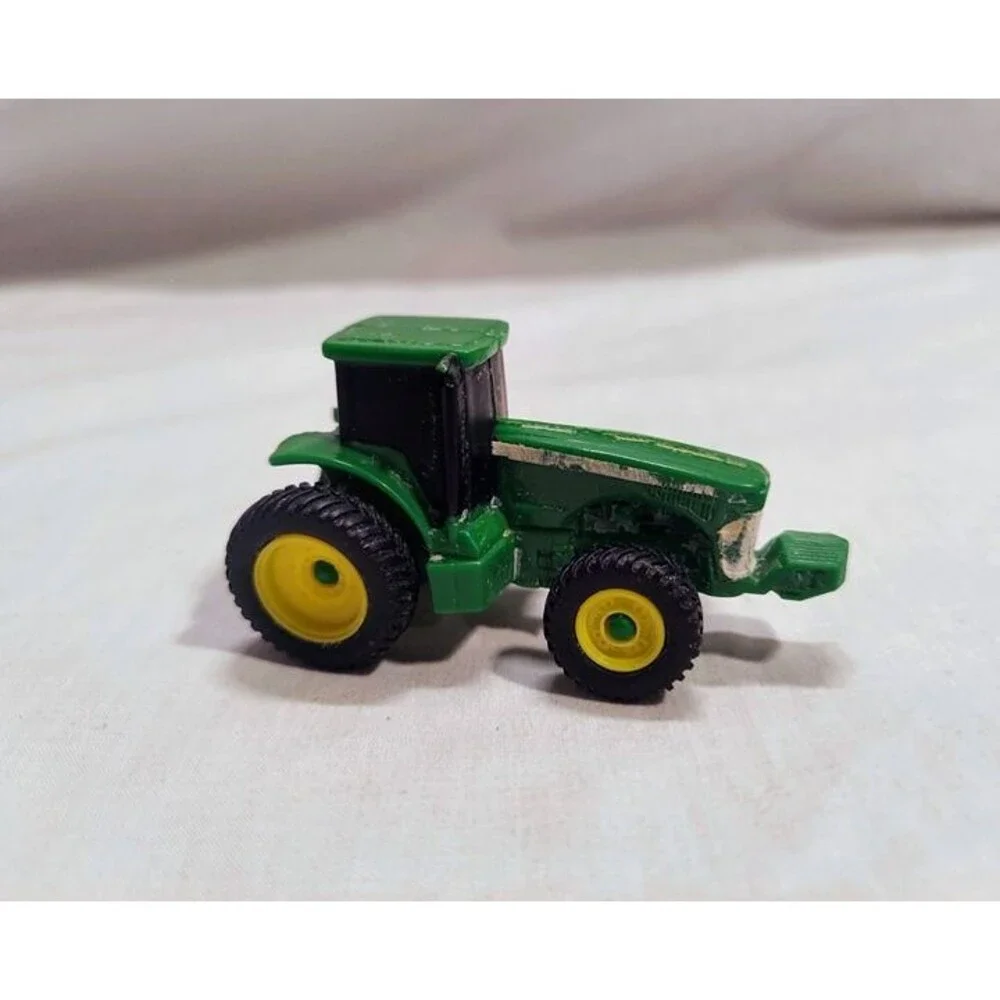 Vintage ERTL John Deere Tractor Diecast Toy Car Farm Equipment w/ Trailer Hitch